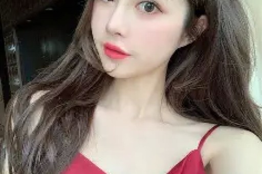 百年大福品牌代言人献礼新西兰前总理珍妮希普利女士